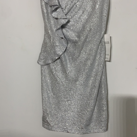 Hailey Logan Adrianna Papell Silver metallic mini Ruffle cocktail dress medium - Picture 3 of 7
